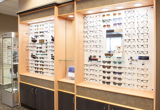 Eye Care Center «AccuVISION», reviews and photos, 2183 N Illinois 83, Round Lake Beach, IL 60073, USA