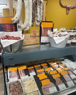 L' Atelier Des Frangins fruit & légumes épicerie fine cave a vin fromage à Aimargues
