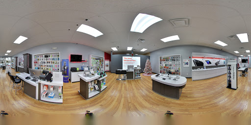 Cell Phone Store «Verizon Wireless and FiOS Retailer- Im Wireless - Andover», reviews and photos, 77 Main St, Andover, MA 01810, USA