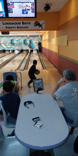 Bowling Alley «Coram Country Lanes», reviews and photos, 615 Middle Country Rd, Coram, NY 11727, USA