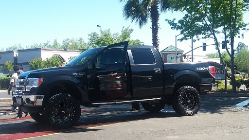 Car Wash «Folsom Glenn Car Wash & Auto Lube», reviews and photos, 414 Glenn Dr, Folsom, CA 95630, USA