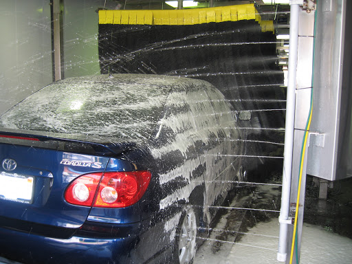 Car Wash «Northwest Auto Wash & Detail Center», reviews and photos, 900 Euclid Ave, Arlington Heights, IL 60005, USA