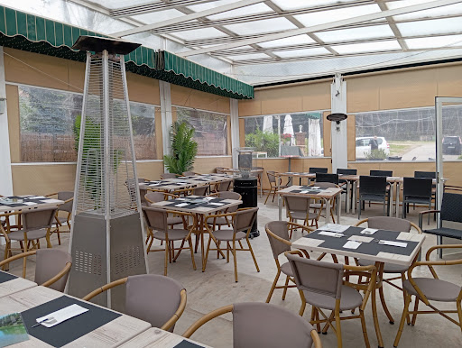 Bar-restaurante Guadalquivir en Coto Ríos
