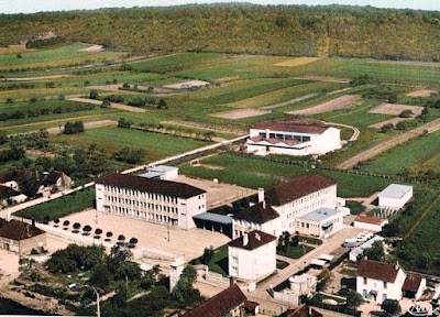 Collège Max Hutin à Bouilly