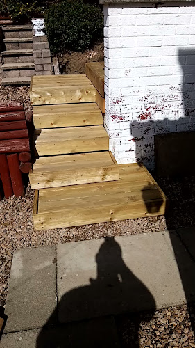 Reviews of Forth Decking and Fencing in Dunfermline - Landscaper