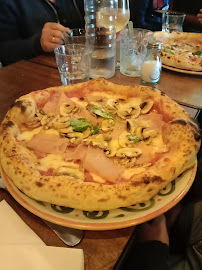 Pizza du Pizzeria La Casa à Montreuil - n°16