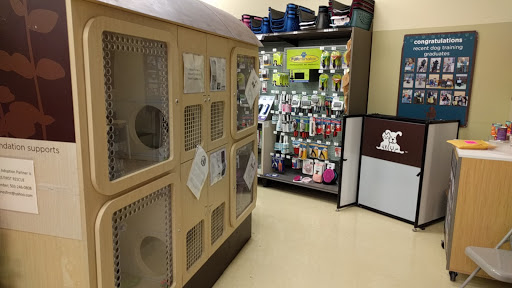Pet Supply Store «Petco Animal Supplies», reviews and photos, 15660 SW Pacific Hwy, Tigard, OR 97224, USA