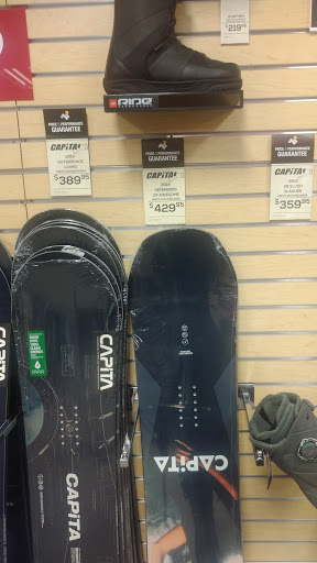 Outdoor Sports Store «Sun & Ski», reviews and photos, 14130 Sullyfield Cir, Chantilly, VA 20151, USA