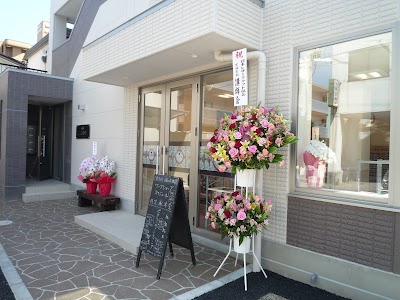 ㈱小西屋本店