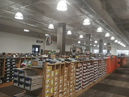 Shoe Store «DSW Designer Shoe Warehouse», reviews and photos, 8335 Westchester Dr, Dallas, TX 75225, USA