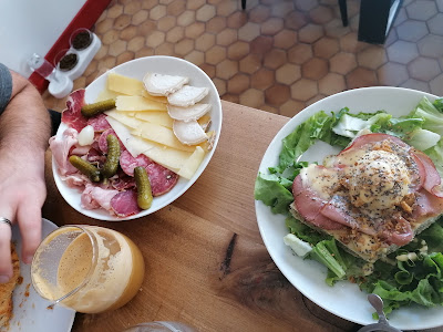 Nekohi | Bar à chat & Pâtisserie à Limoges