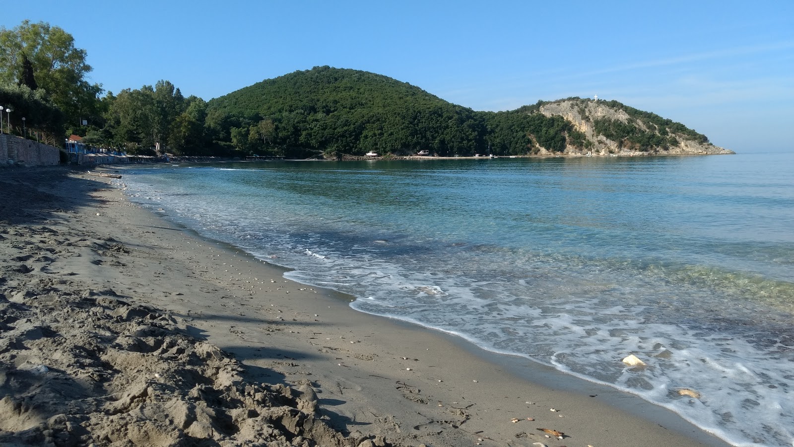 Photo of Arilla beach with turquoise pure water surface