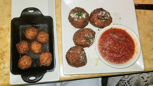 Restaurant «The Cheesecake Factory», reviews and photos, 210 Andover St, Peabody, MA 01960, USA