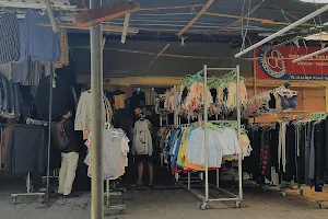 Pasar Karang Sukun (Loak Bekas Thrift) image
