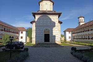 Mihai Vodă Monastery image