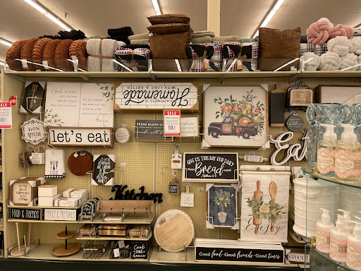 Craft Store «Hobby Lobby», reviews and photos, 2135 E Franklin Blvd, Gastonia, NC 28054, USA