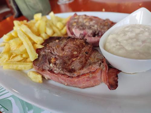 Restaurante Buzius - Buzius-Exploração Hoteleira E Similares, Lda. em Angra do Heroísmo