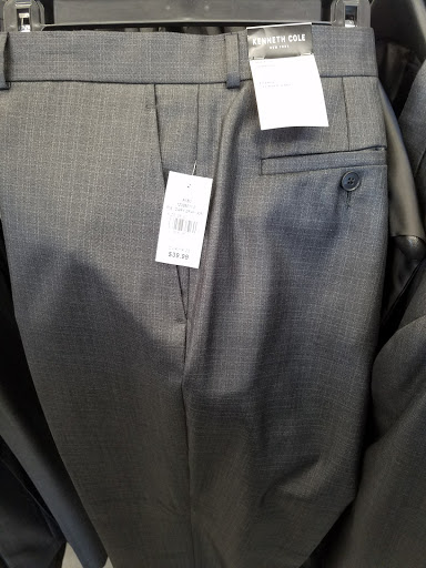 Clothing Store «K&G Fashion Superstore», reviews and photos, 5802 E Virginia Beach Blvd #108, Norfolk, VA 23502, USA