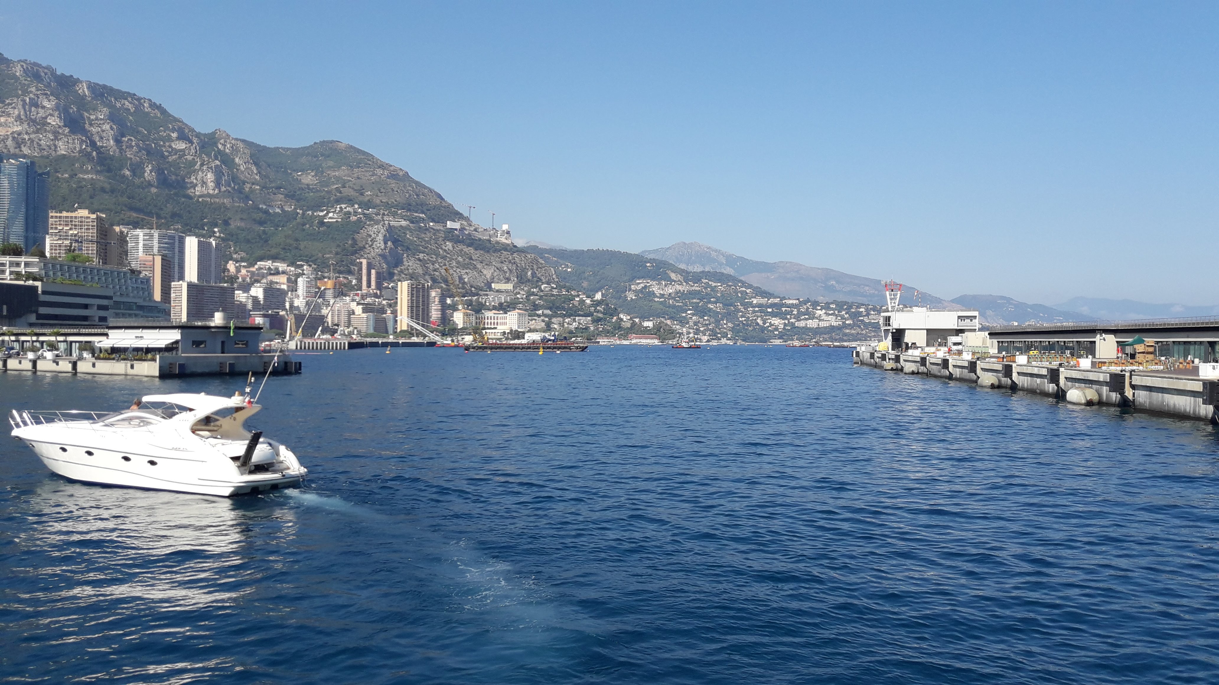 Photo n° 5 de l'avis de Janusz6619gmail.co.o fait le 27/07/2019 à 20:09