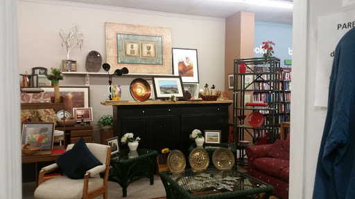 Thrift Store «Safe Haven Animal Sanctuary Thrift Shop», reviews and photos, 840 El Paseo Rd, Las Cruces, NM 88001, USA