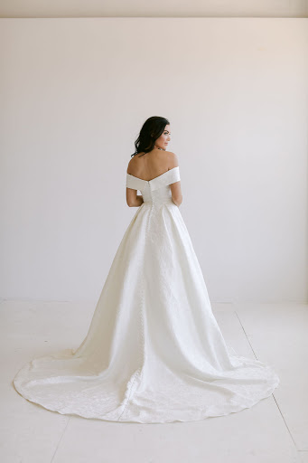 Bridal Shop «EmilyHart Bridal», reviews and photos, 12450 Blue Valley Pkwy, Overland Park, KS 66213, USA