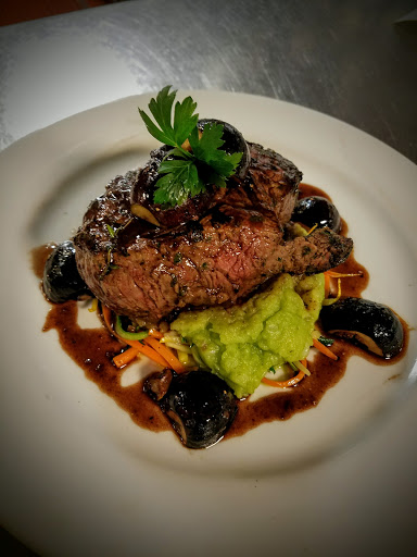 New American Restaurant «4935 Bar and Kitchen», reviews and photos, 4935 Cordell Ave, Bethesda, MD 20814, USA