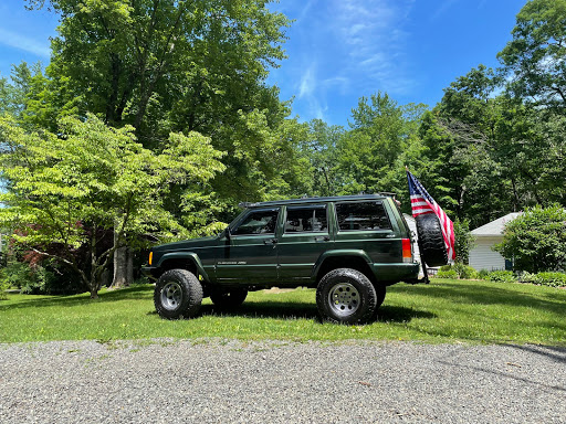 Auto Parts Store «DAS Auto Parts - Yorktown Heights», reviews and photos, 373 Downing Dr, Yorktown Heights, NY 10598, USA