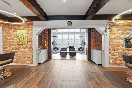 Beauty Salon «Lux Salon», reviews and photos, 7337 Highland Rd, Baton Rouge, LA 70808, USA