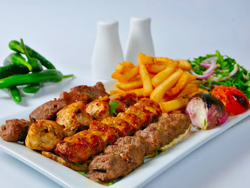 مشويات وفطائر الشاطىء