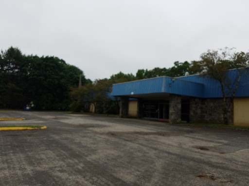 Bowling Alley «Lucky Strike Lanes Inc», reviews and photos, 185 Stafford Rd, Mansfield Center, CT 06250, USA