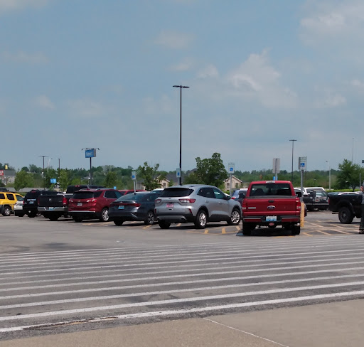 Department Store «Walmart Supercenter», reviews and photos, 1015 New Moody Ln, La Grange, KY 40031, USA