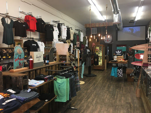 Snowboard Shop «The Vault - Snowboards & Skateboards», reviews and photos, 227 G St, Davis, CA 95616, USA