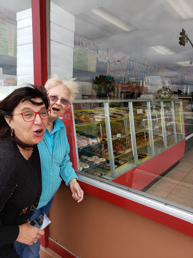 Donut Shop «Donut Star», reviews and photos, 601 W Washington St, San Diego, CA 92103, USA