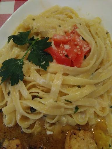 Restaurant «Eat Me Gourmet», reviews and photos, 4112 Pennsylvania Ave, Kansas City, MO 64111, USA