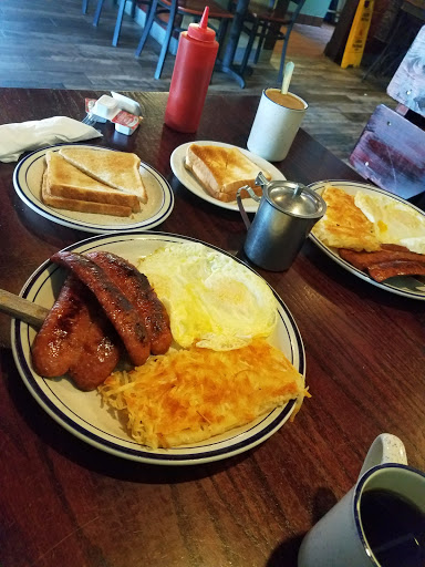 Shopping Mall «Pelton Shopping Center», reviews and photos, 110 Pelton Center Way, San Leandro, CA 94577, USA