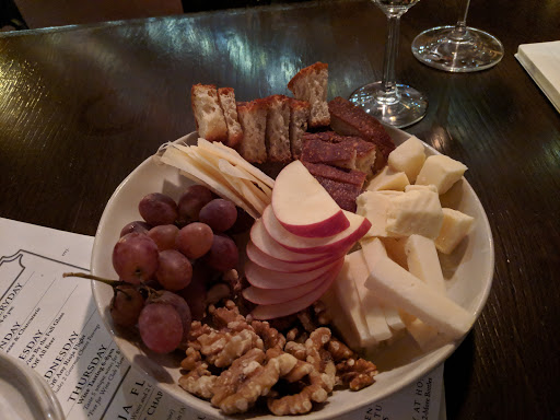 Wine Bar «Rioja! A Wine Bar», reviews and photos, 1603 Battleground Ave, Greensboro, NC 27408, USA