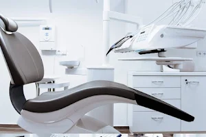 Vishwa Dental Clinic image