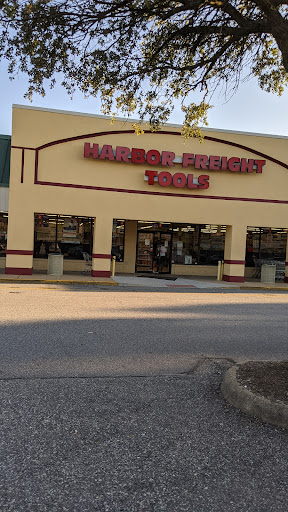 Hardware Store «Harbor Freight Tools», reviews and photos, 415 N Military Hwy STE 4, Norfolk, VA 23502, USA