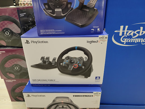 Video Game Store «GameStop», reviews and photos, 2275 NE 27th St #108, McMinnville, OR 97128, USA