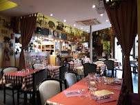 Atmosphère du Restaurant Le Grenier de Pépé à Toulouse - n°12