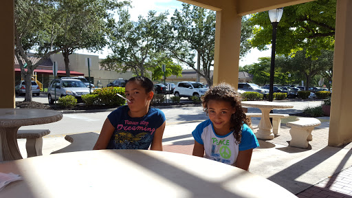 Ice Cream Shop «Cold Stone Creamery», reviews and photos, 10343 Royal Palm Blvd, Coral Springs, FL 33065, USA