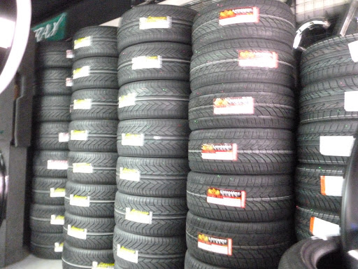 Electronics Repair Shop «Auto Electronic Specialists», reviews and photos, 2428 Nolensville Pike, Nashville, TN 37211, USA