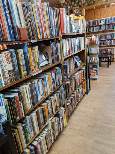 Used Book Store «Second Time Books Inc», reviews and photos, 114 Creek Rd, Mt Laurel, NJ 08054, USA