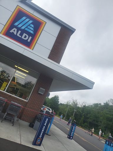 Supermarket «ALDI», reviews and photos, 480 Foxon Blvd, New Haven, CT 06513, USA