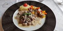 Blanquette de veau du Restaurant gastronomique Auberge Fleurie à Châlonvillars - n°11
