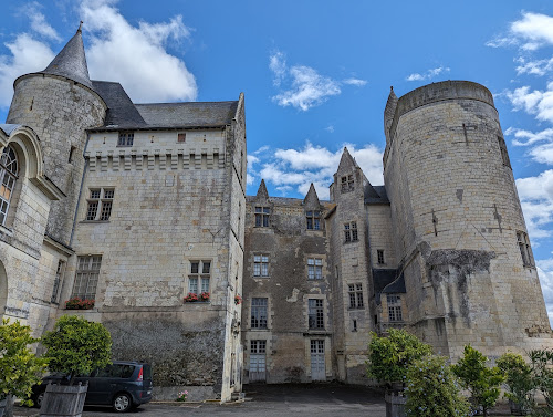 Château de Montsabert à Coutures