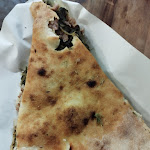 Photo n°2 de l'avis de Francesca. fait le 09/11/2023 à 15:49 sur le  Street food Pizza Strapizzami Pisa à Pisa