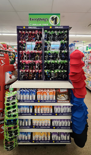 Dollar Store «Dollar Tree», reviews and photos, 21450 Jamaica Ave, Queens Village, NY 11428, USA