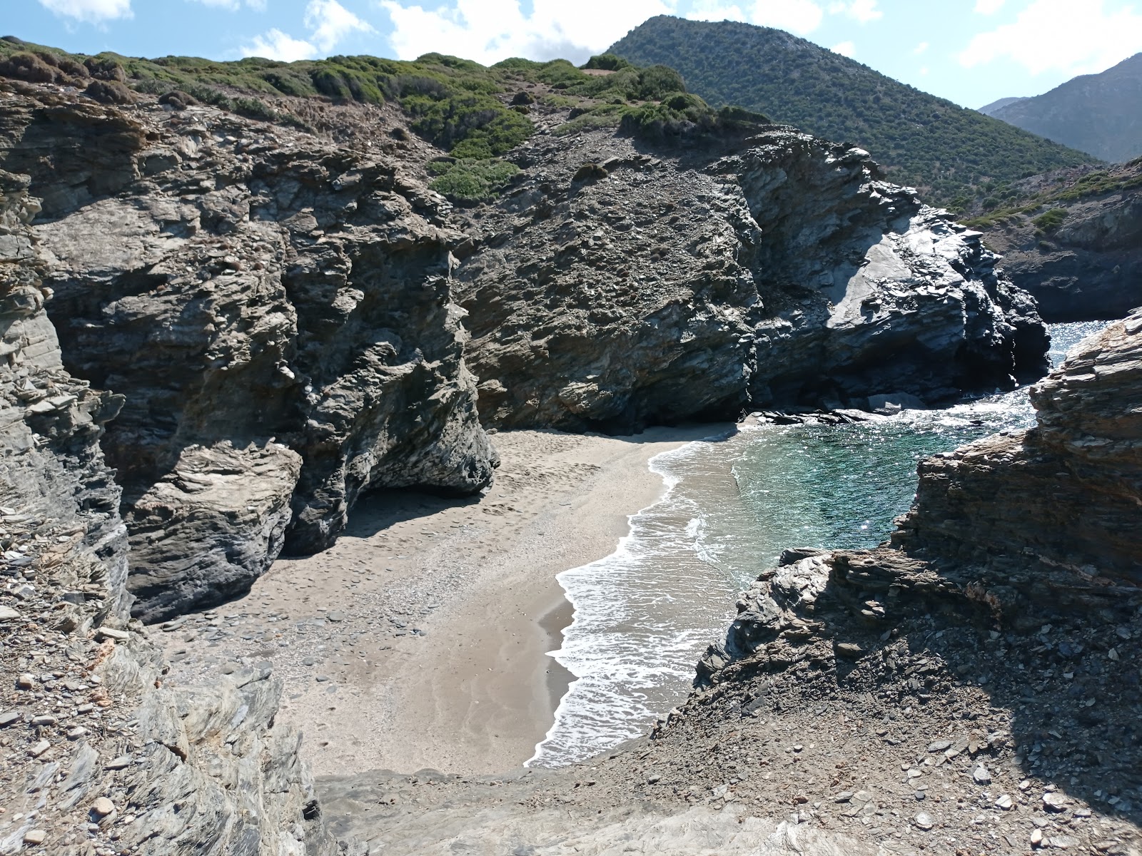 Foto av Glaros beaches med turkos rent vatten yta