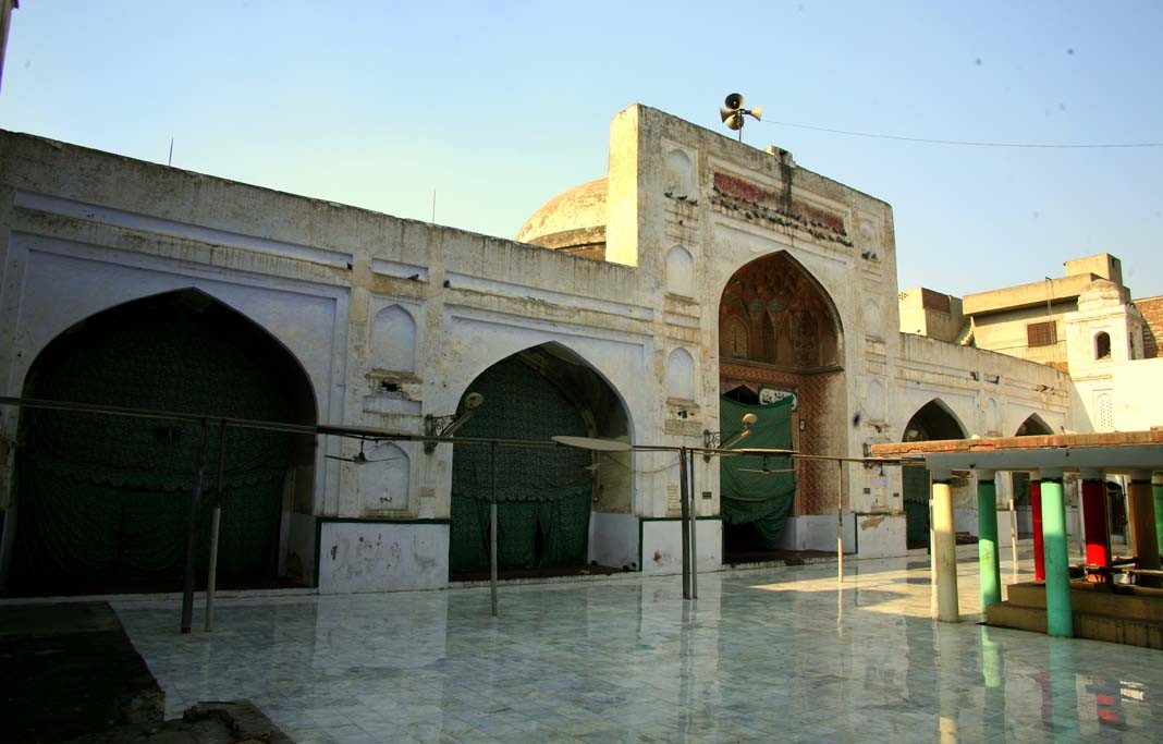 Mosque of Mariyam Zamani Begum